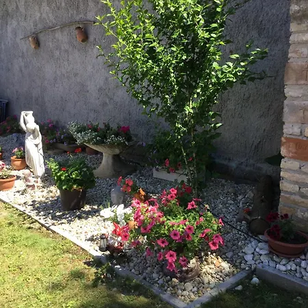 Holiday home 2 *