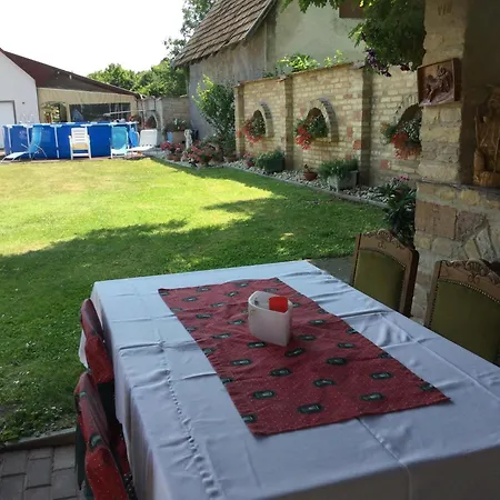Holiday home 2 Balatonbereny