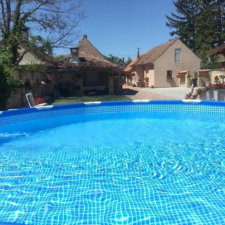 2 Balatonbereny