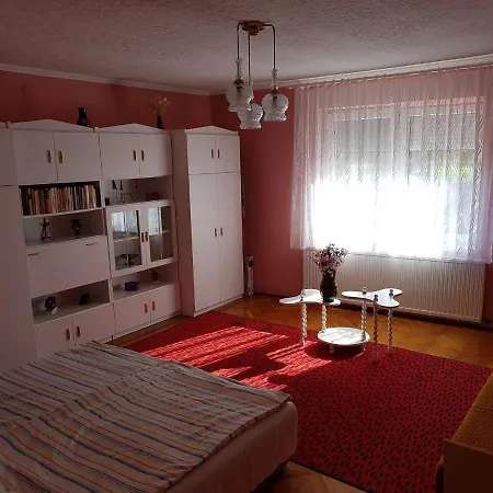 2 בית נופש Balatonberény